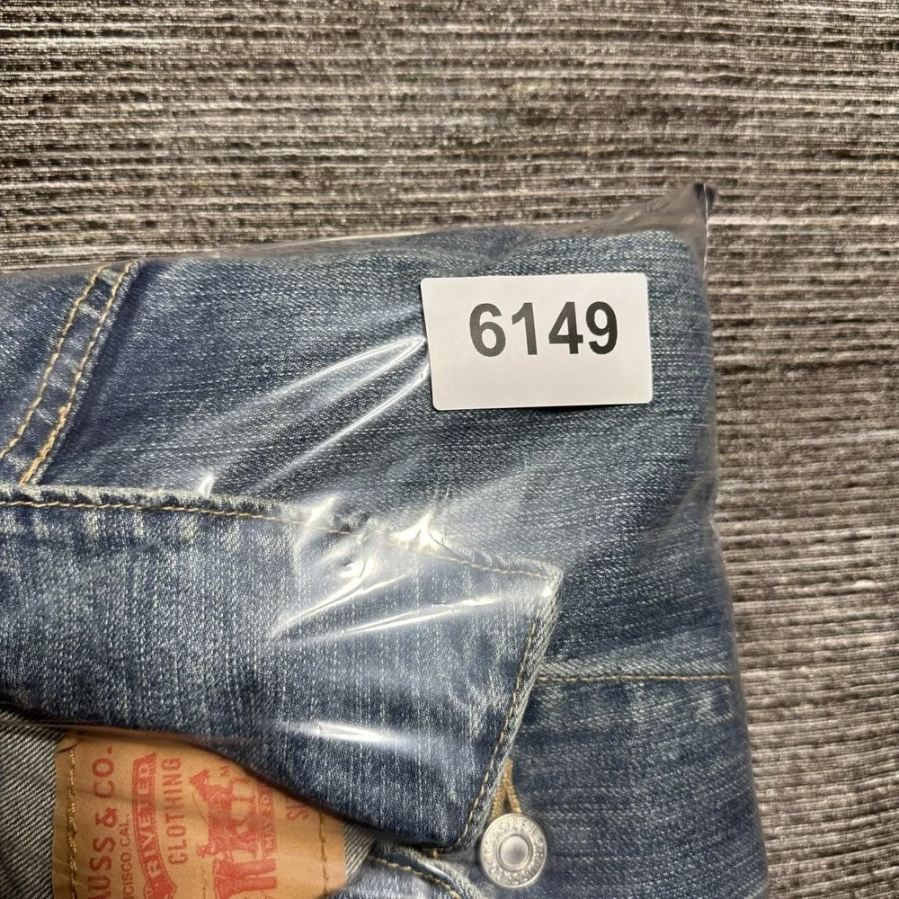Levis Denim Vest Mens XL Blue Solid Sleeveless Trucker Denim Raw Cut Sleeves